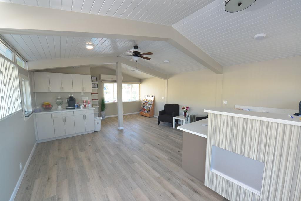 Regency Inn & Suites Sarasota Bagian luar foto