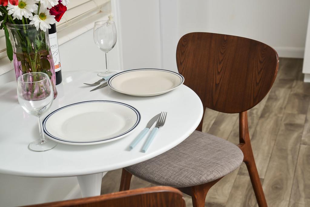 Regency Inn & Suites Sarasota Bagian luar foto